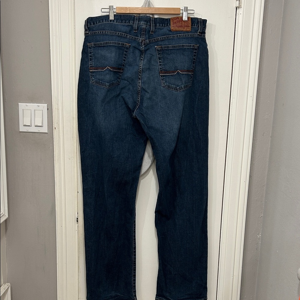 Lucky Brand Dark Blue Relaxed Jeans Preowned good jeans